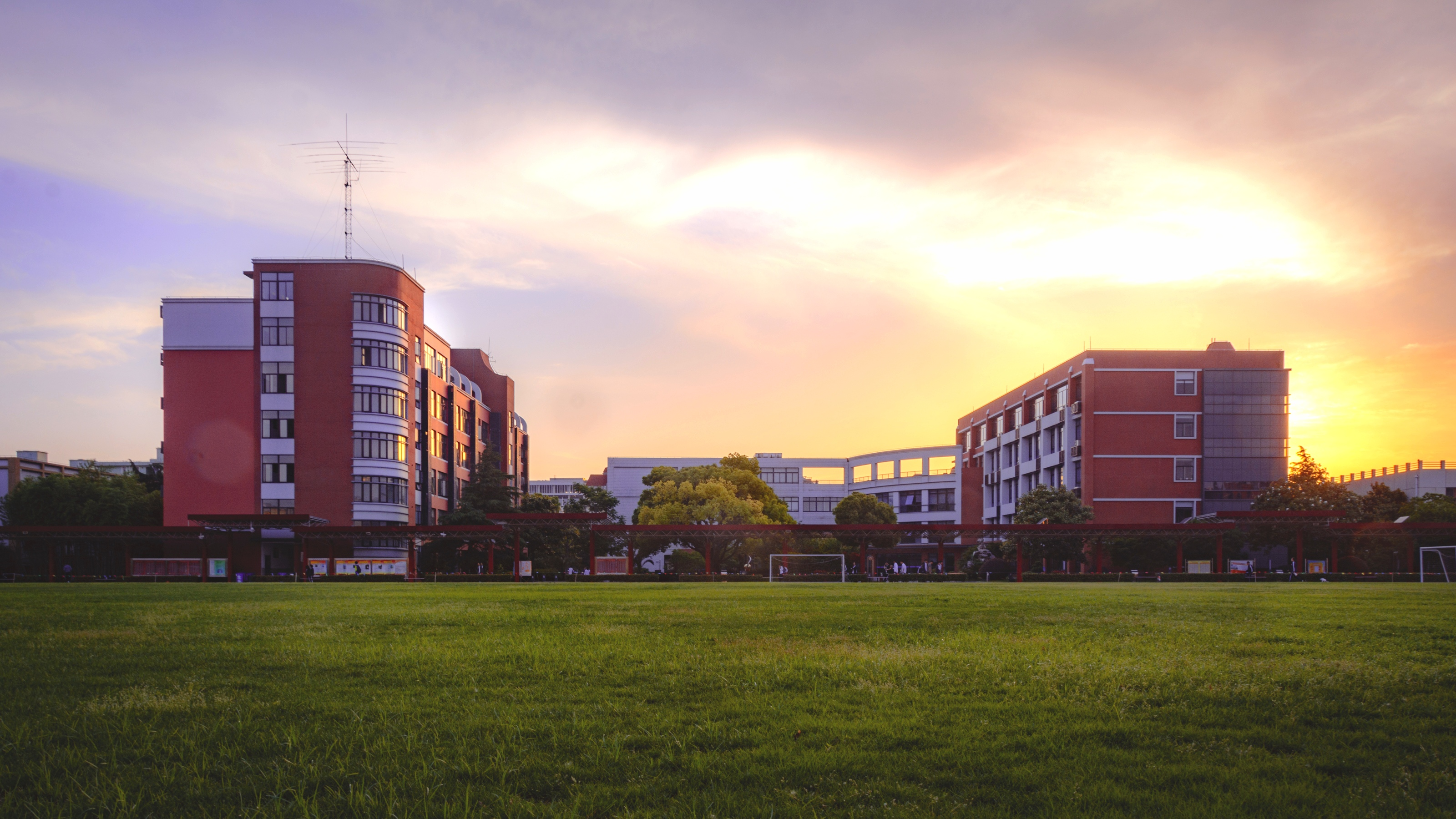 交通大學(xué)附中